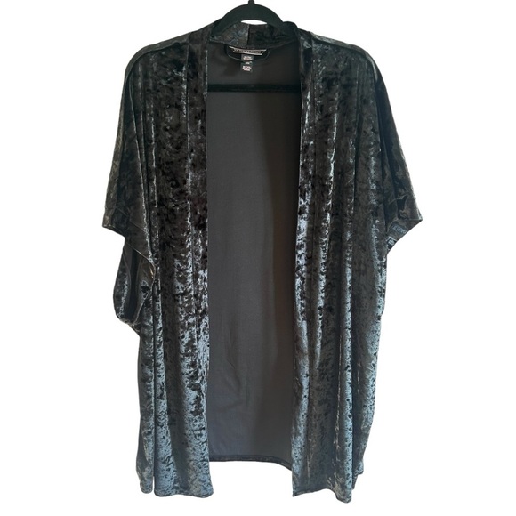 VICTORIA'S SECRET Slinky Black Crushed Velvet Open Front Robe Size Medium Large - Picture 1 of 6